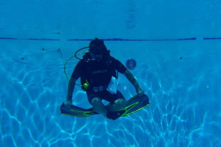 PADI Discover Scuba Diving (Pool Only Experience) - Photo 1 of 4